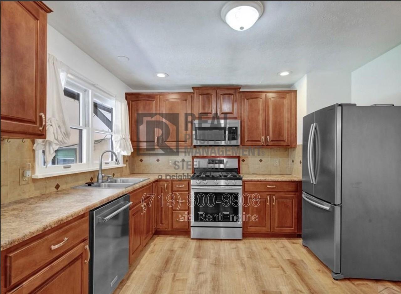 39 Duke St - Photo 7 of 23