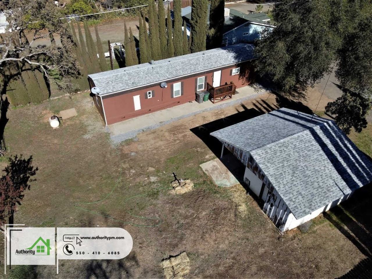 3466 Shirley St - Photo 4 of 24