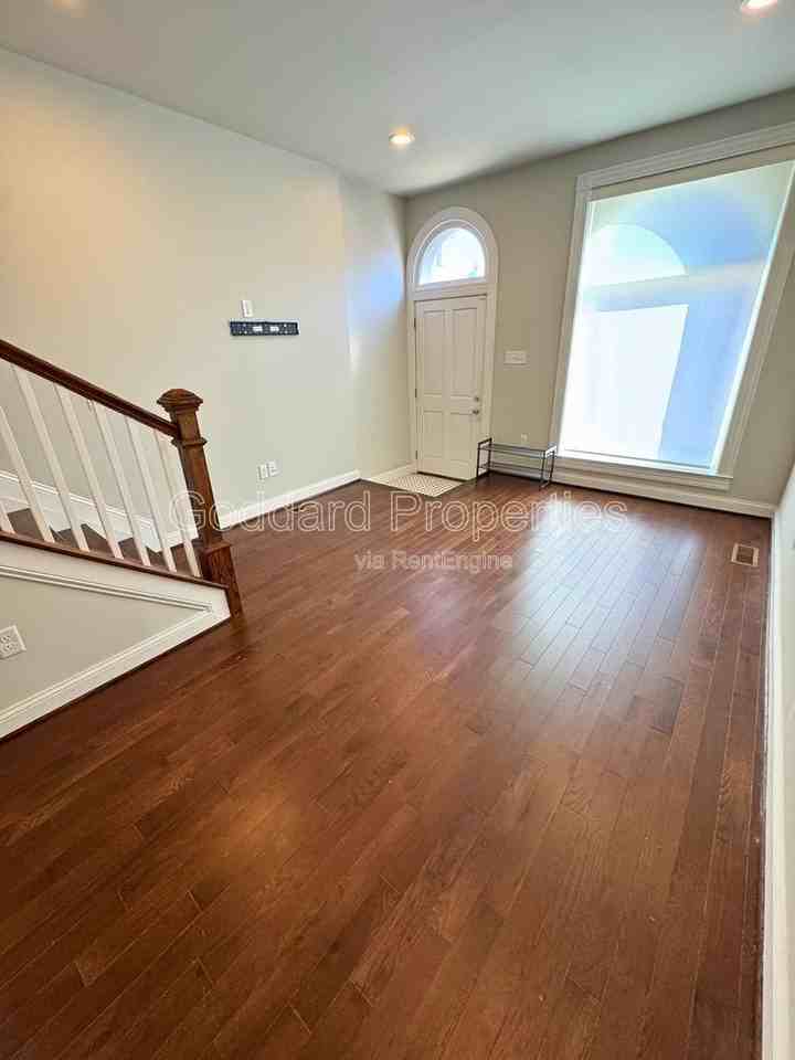 842 N Patterson Park Ave - Photo 3 of 23