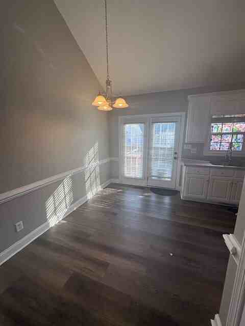 626 Edenbrook Dr - Photo 5 of 18