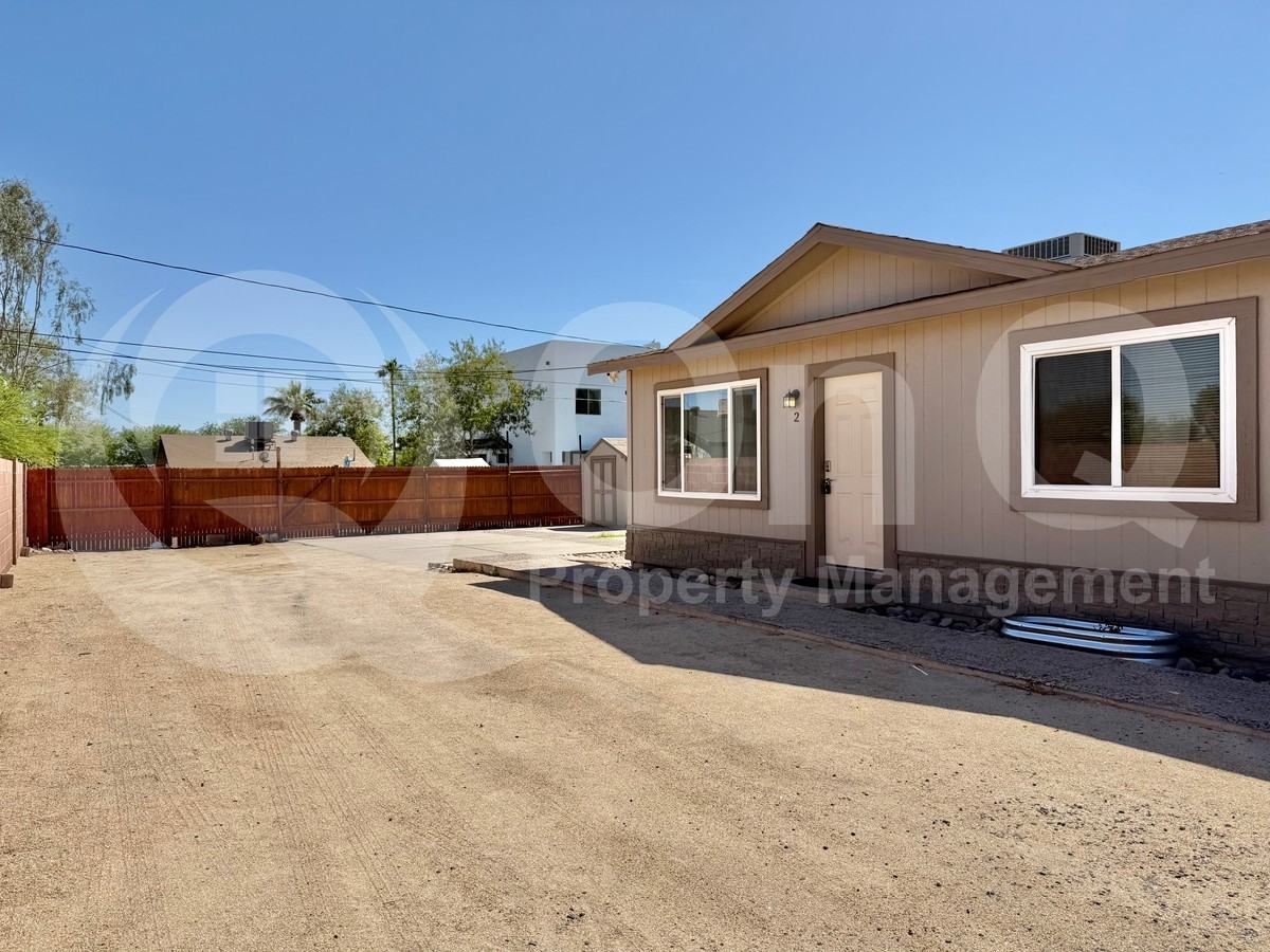 1021 E Harry St #2 - Photo 3 of 20