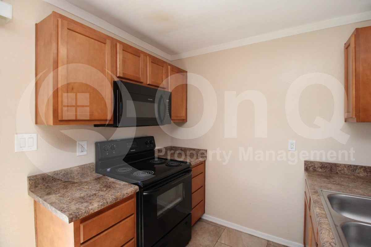 1021 E Harry St #2 - Photo 7 of 20