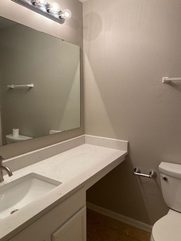 1123 Breezy Knoll St - Photo 6 of 17