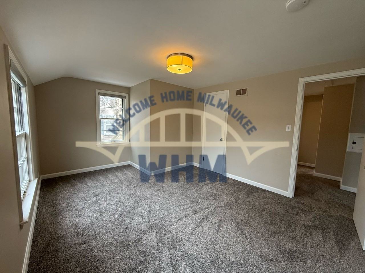 6225 N Lydell Ave - Photo 5 of 16