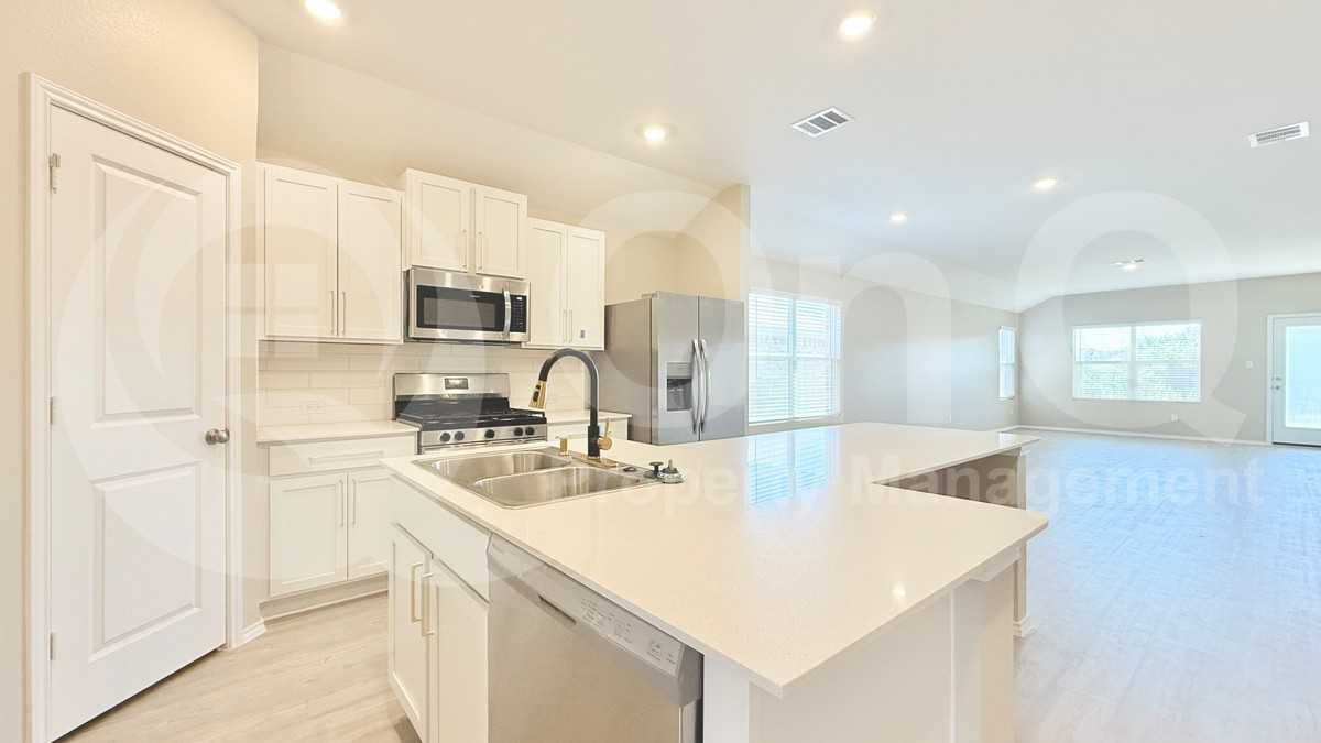 1517 Chapel Ranch Rd - Photo 5 of 27