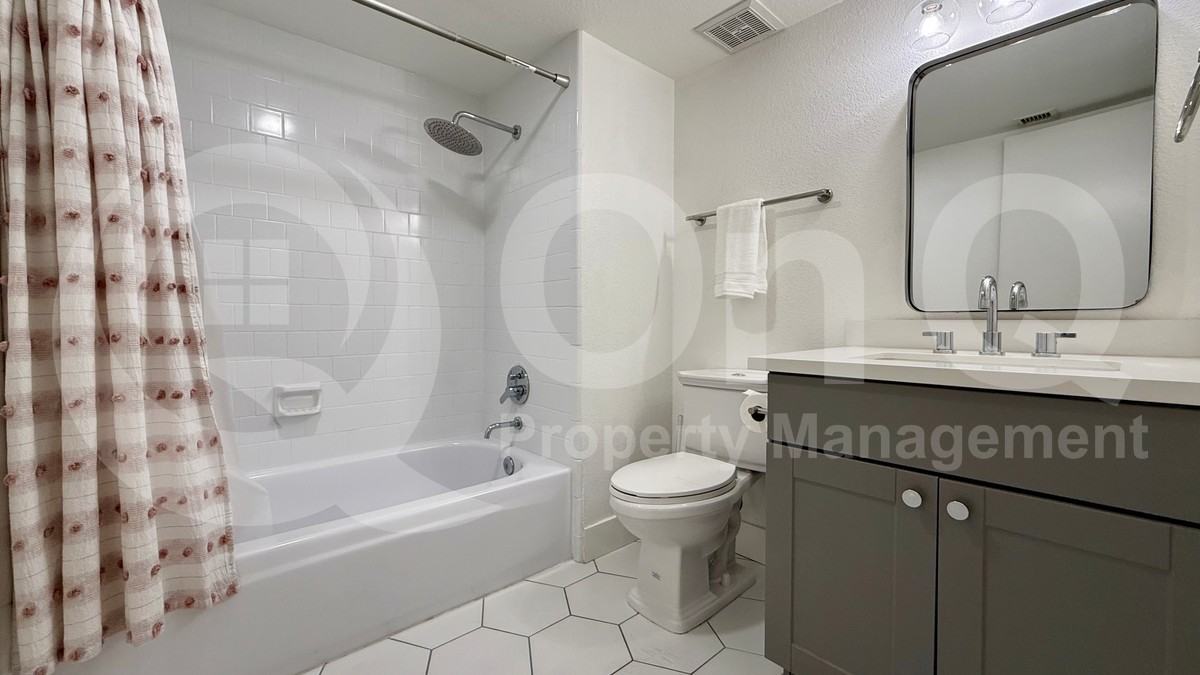 7618 N 19th Dr - Photo 3 of 18