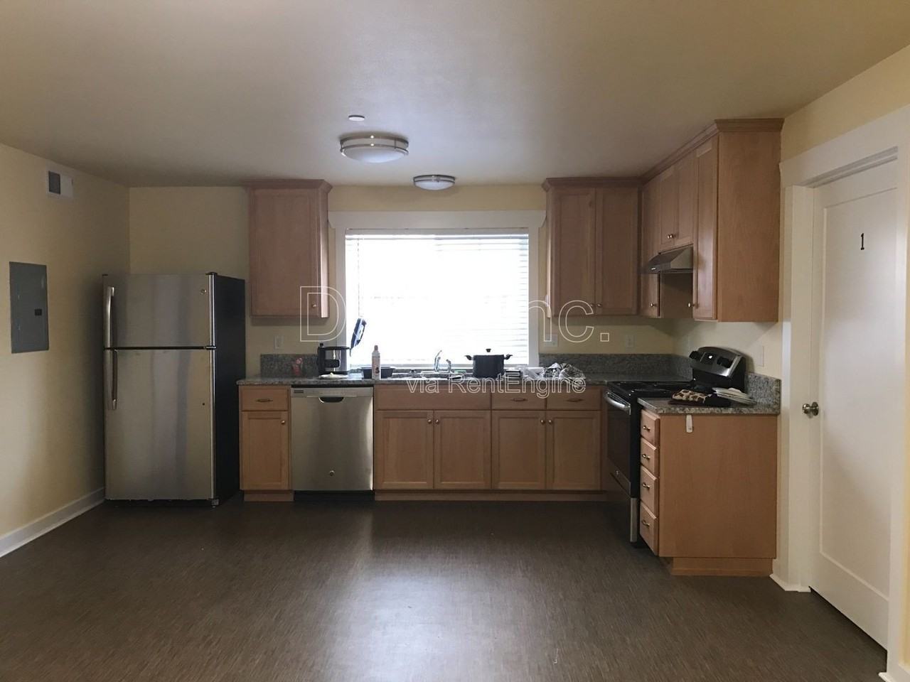 620 Nw Kings Blvd #200-5 - Photo 2 of 6