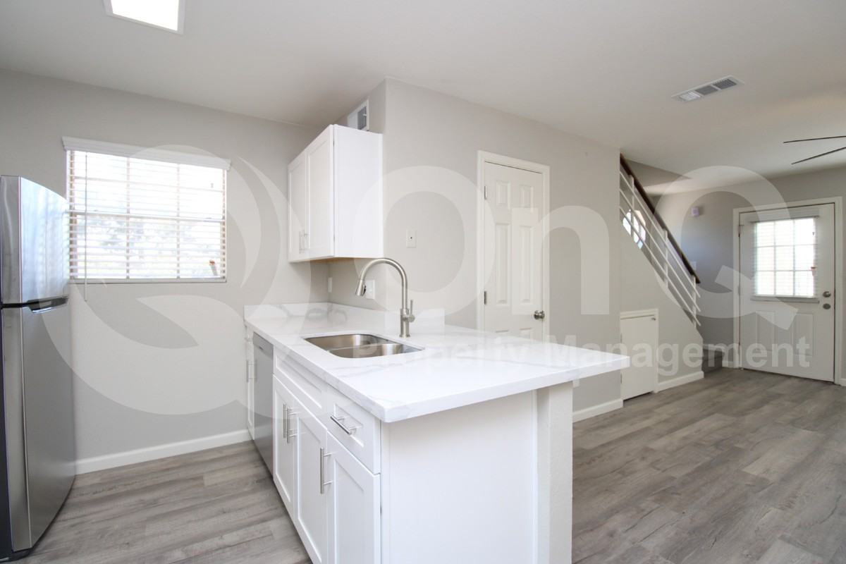 625 S Westwood #197 - Photo 5 of 15