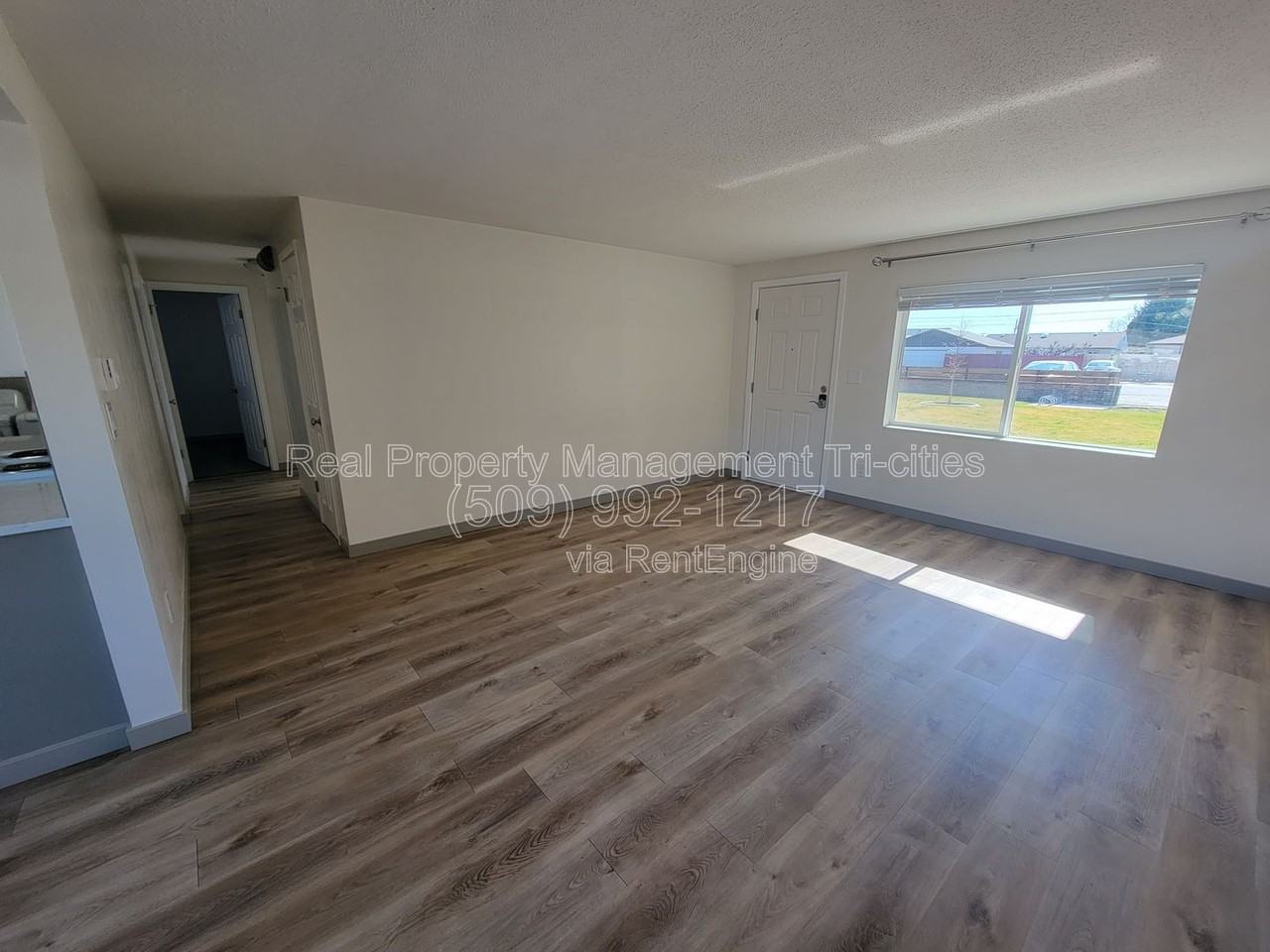 1817 W Cartmell St #103 - Photo 5 of 17