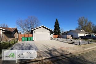 2870 Iris St - Photo 1 of 1