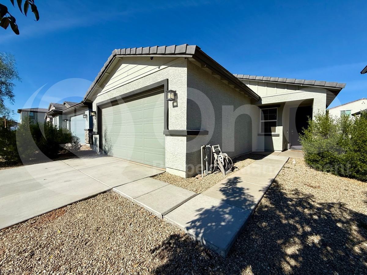 17466 W Paraiso Ln - Photo 2 of 20