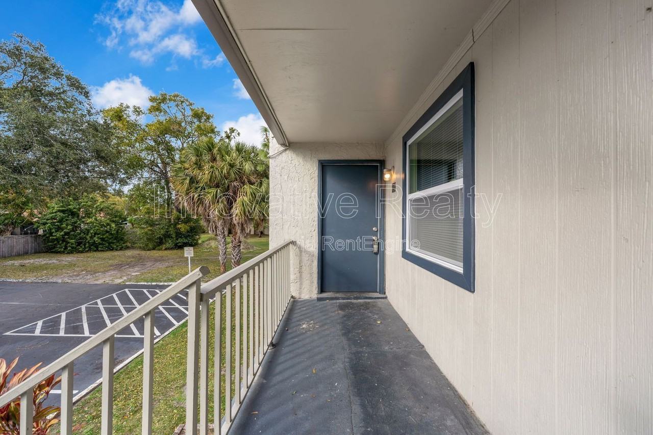 5123 Curry Ford Rd #3 - Photo 3 of 19