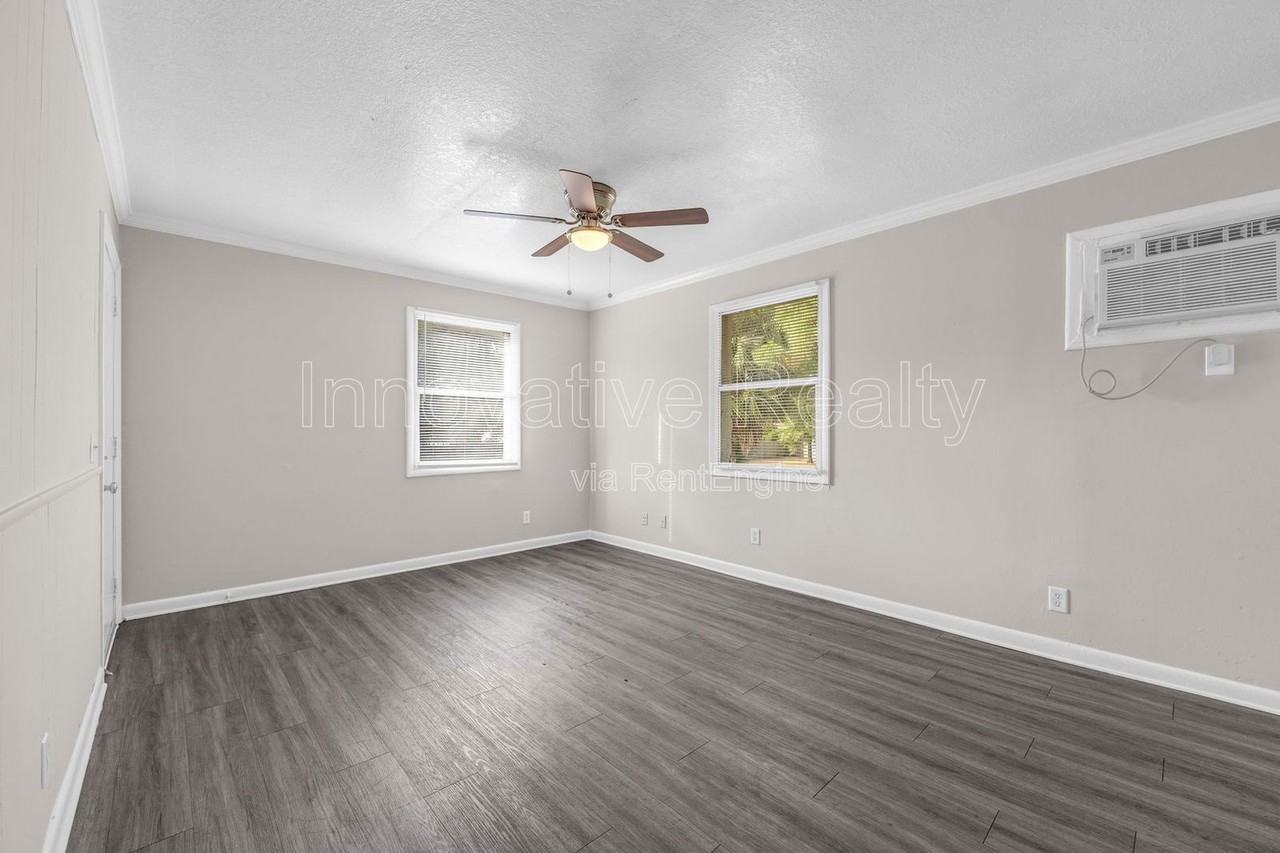 5123 Curry Ford Rd #3 - Photo 7 of 19