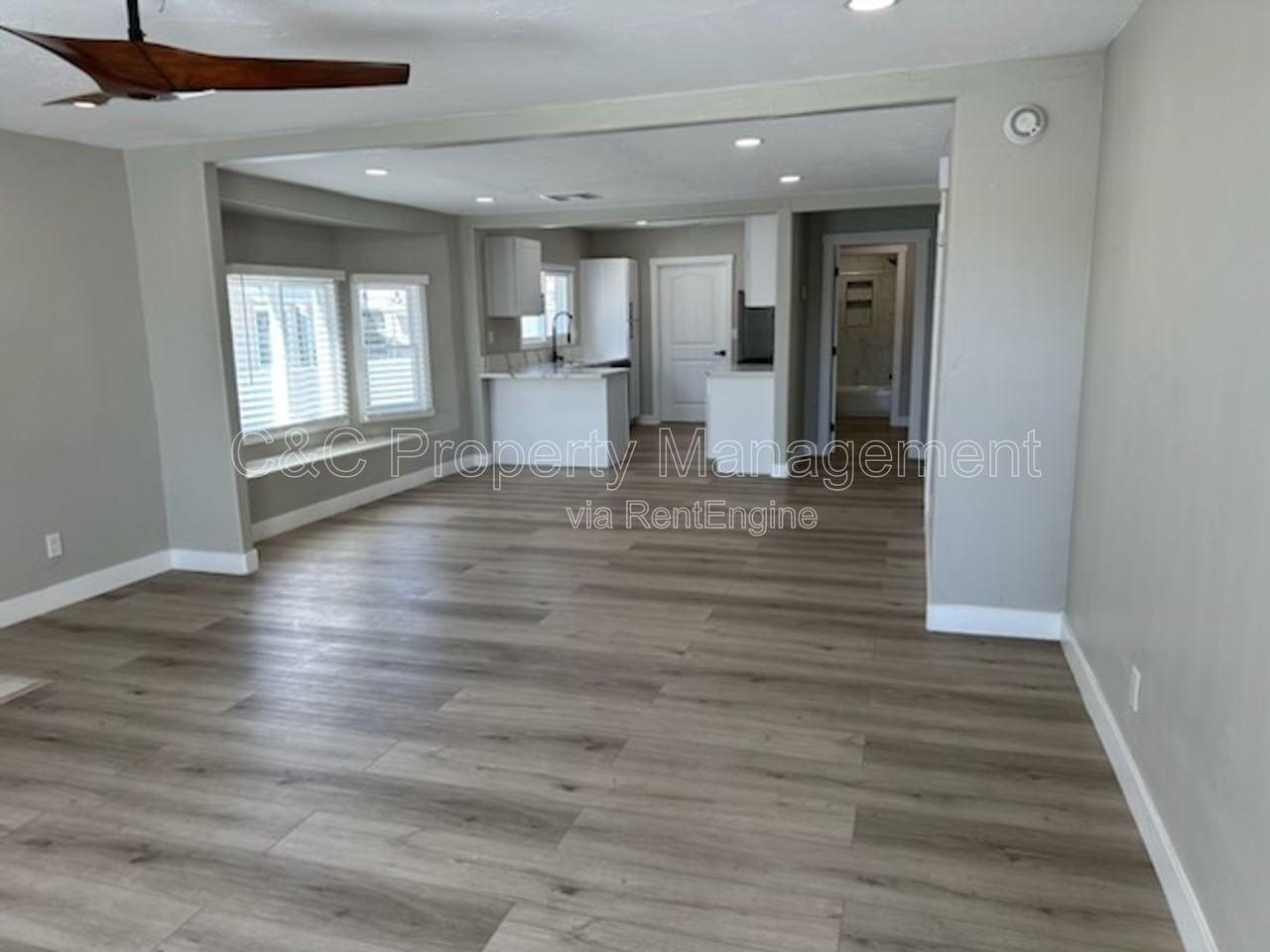 1519 W 22nd Pl - Photo 2 of 35