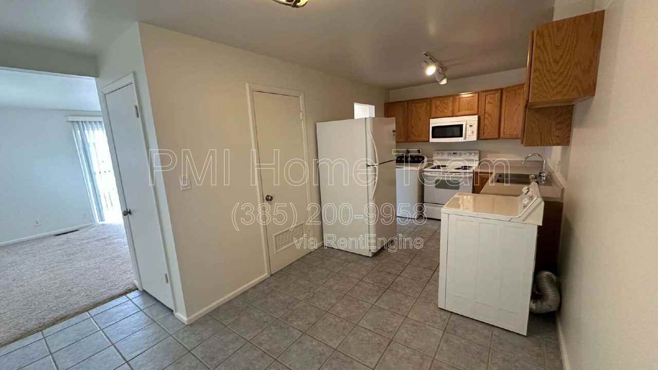 1908 W 4975 S #1 - Photo 3 of 9