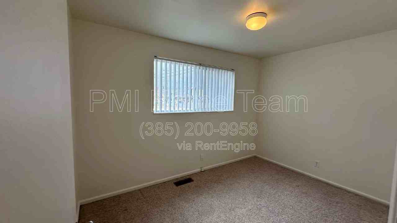 1908 W 4975 S #1 - Photo 6 of 9