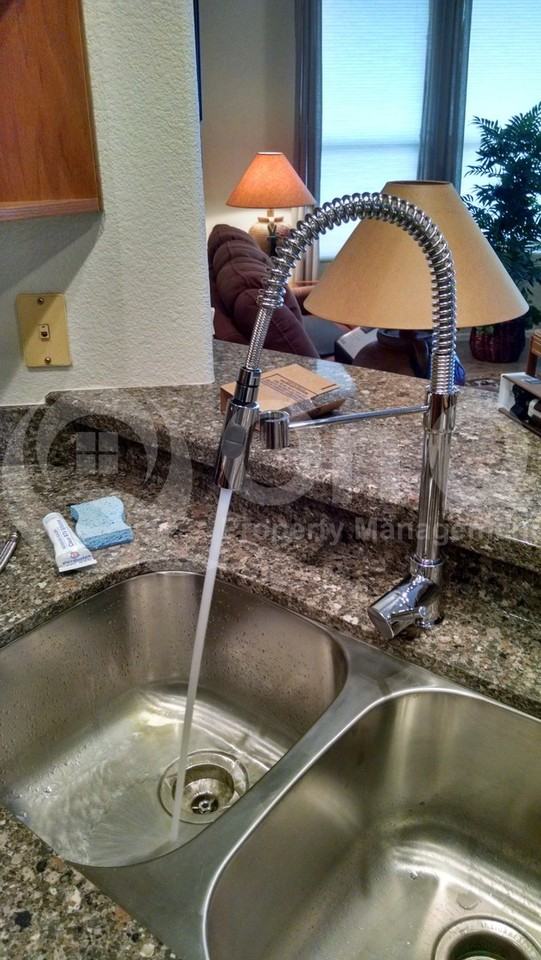 1124 W Pinon Ave - Photo 5 of 21