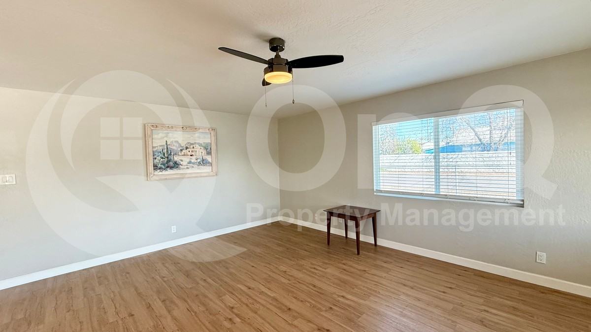 5938 W Ocotillo Rd - Photo 6 of 14