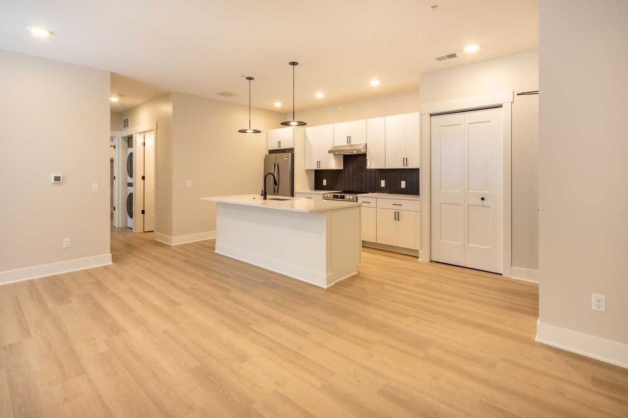 3233 Prospect St #208 - Photo 4 of 30