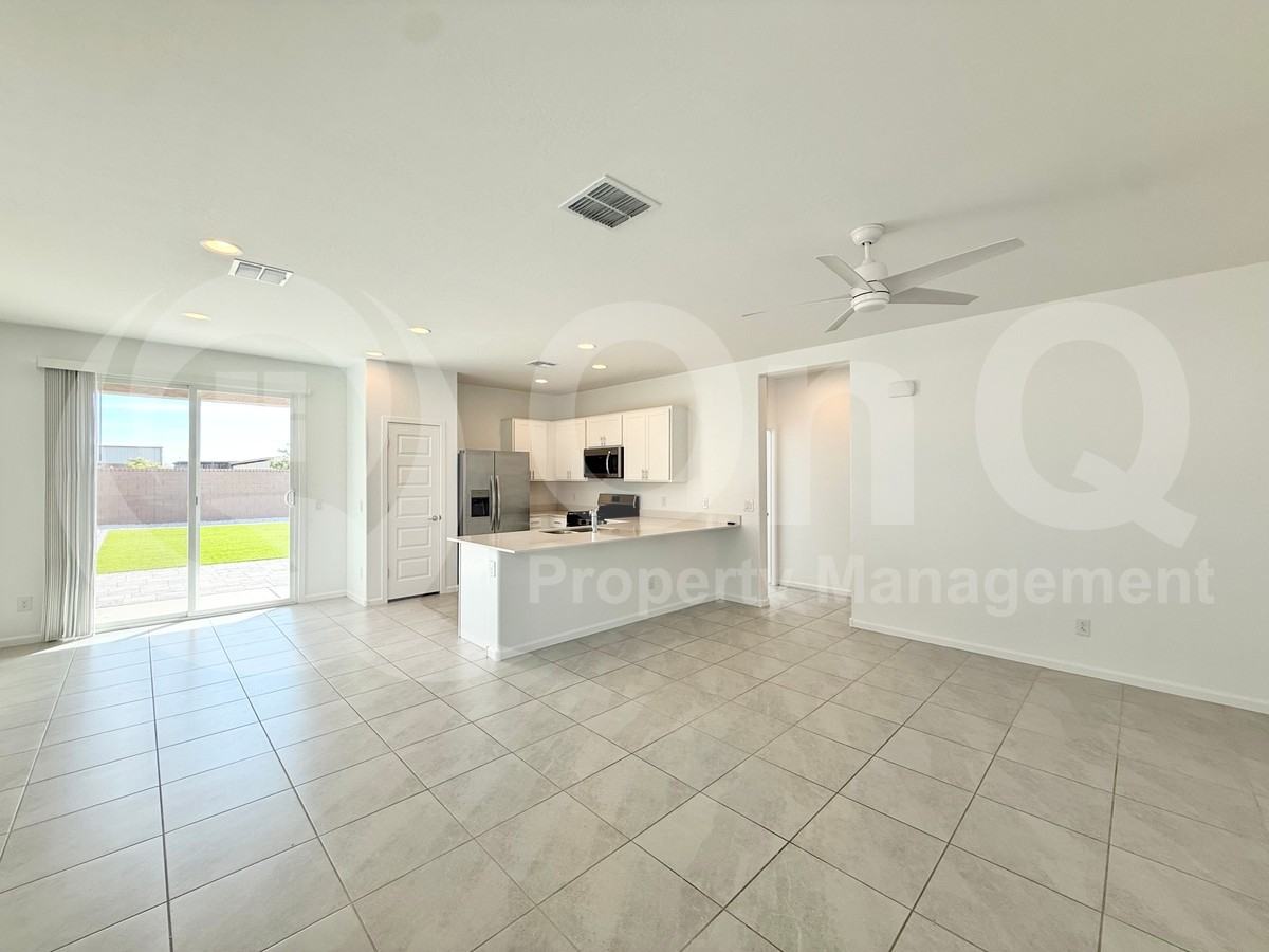 2729 E Trail Blazer Dr - Photo 6 of 21