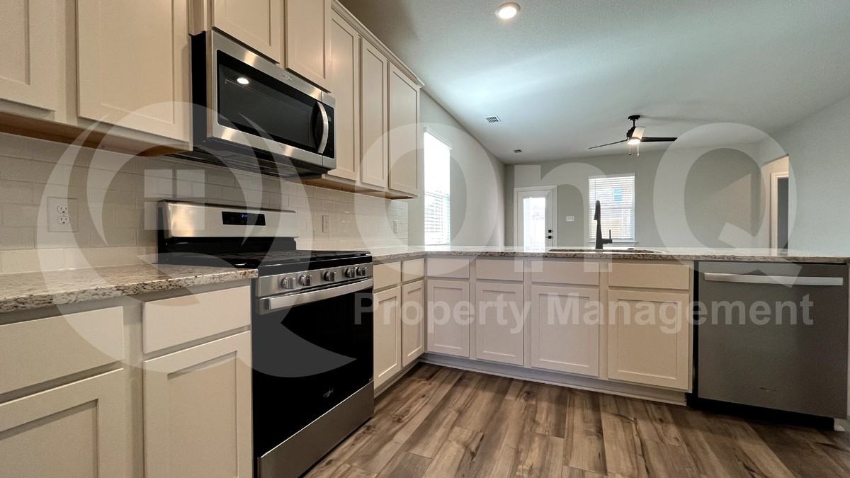 1913 Mckee Ct - Photo 6 of 30