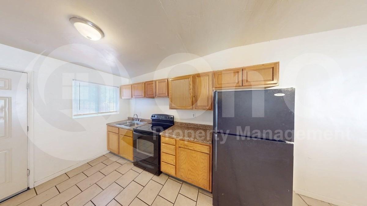 39 W 30th St #B - Photo 2 of 17