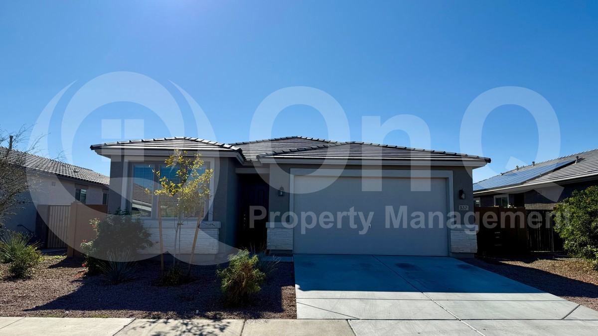 337 E Hawaii Dr - Photo 3 of 24