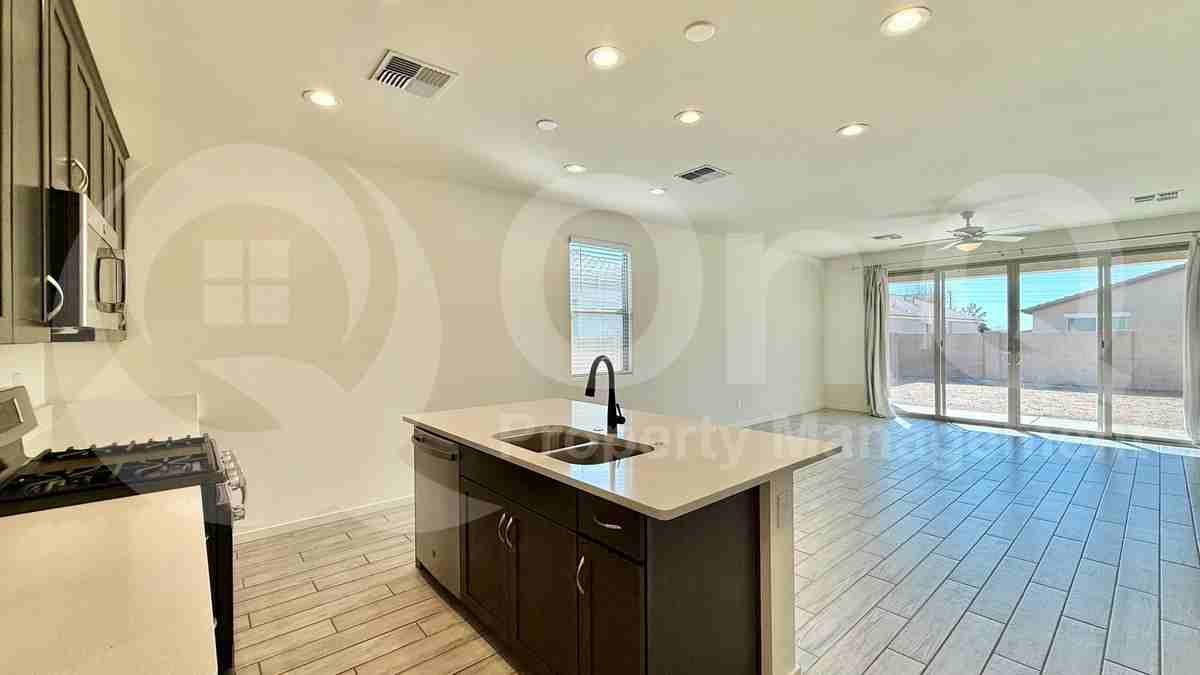 337 E Hawaii Dr - Photo 7 of 24