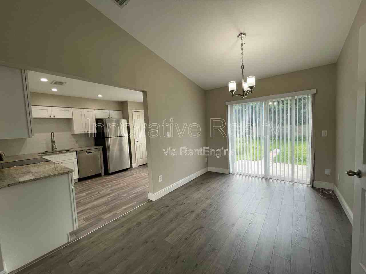 6518 Cocos Dr - Photo 7 of 27