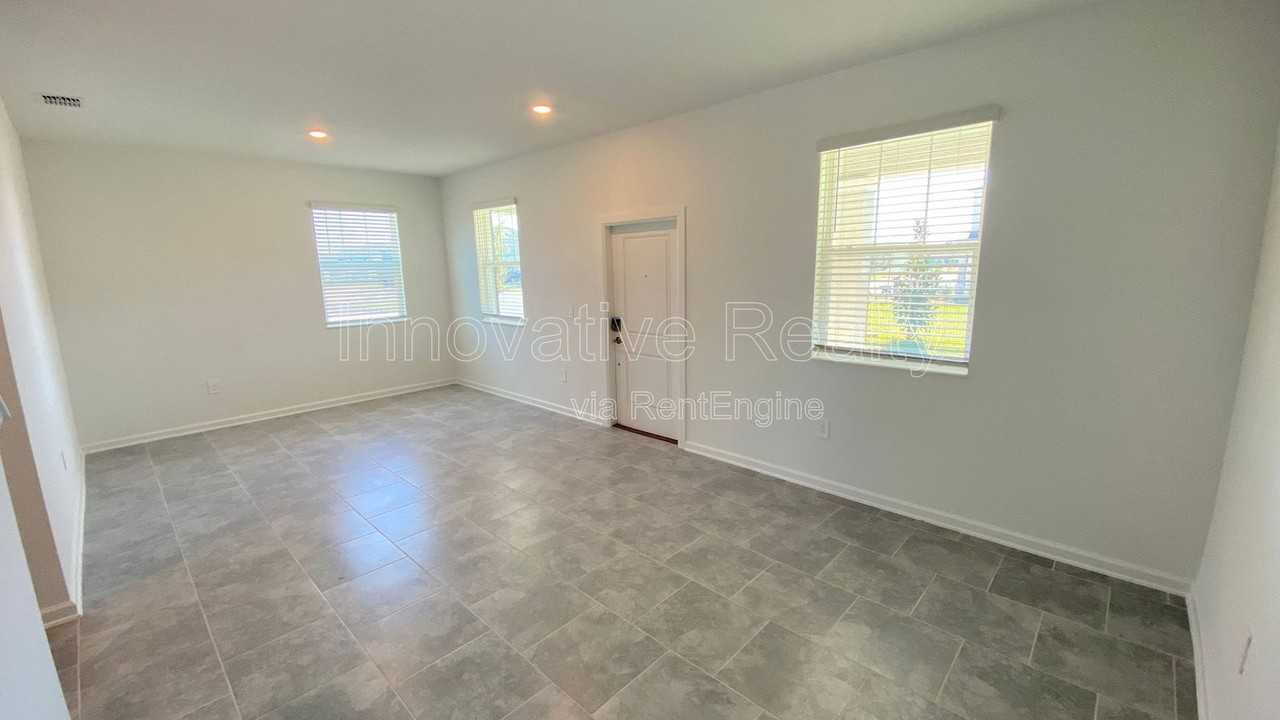 2612 Play Hard Aly - Photo 7 of 30