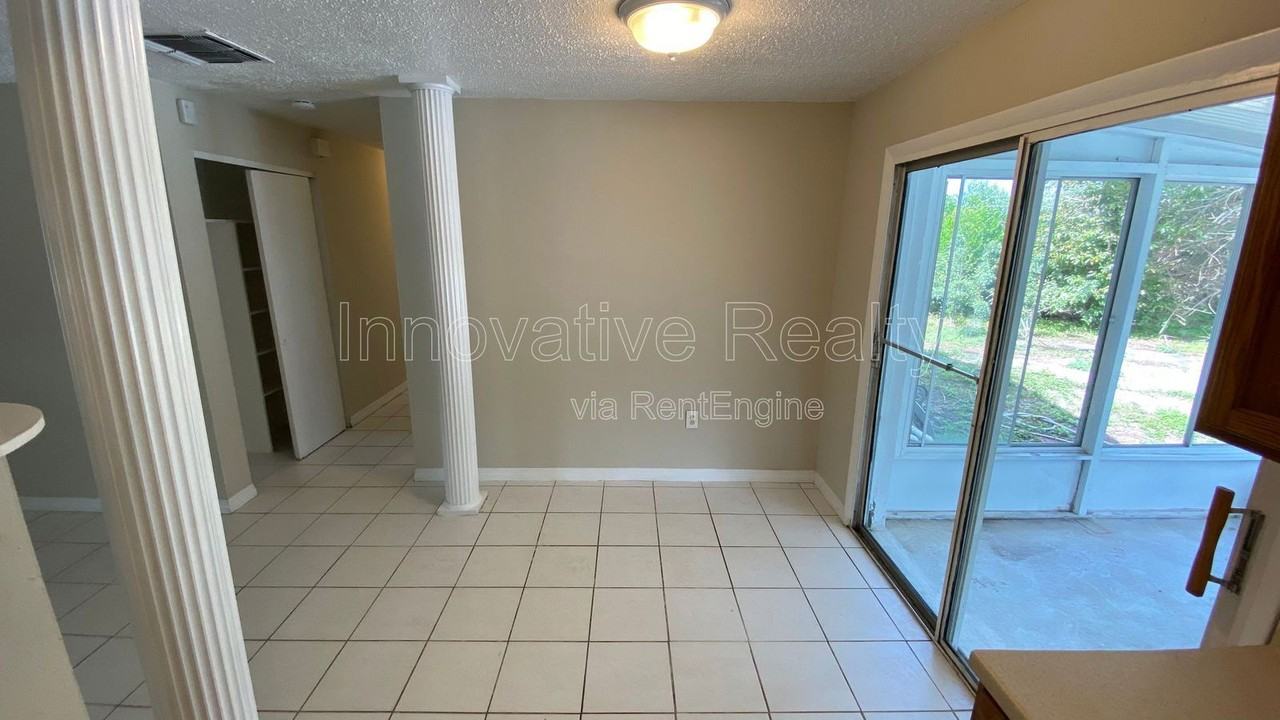 5624 Pinerock Rd - Photo 5 of 17