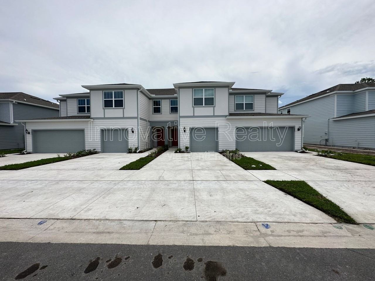 2887 Clever Ln - Photo 2 of 24