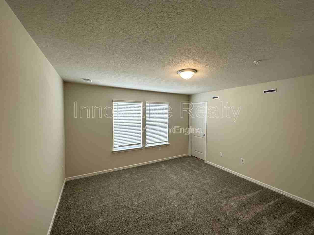 2887 Clever Ln - Photo 7 of 24