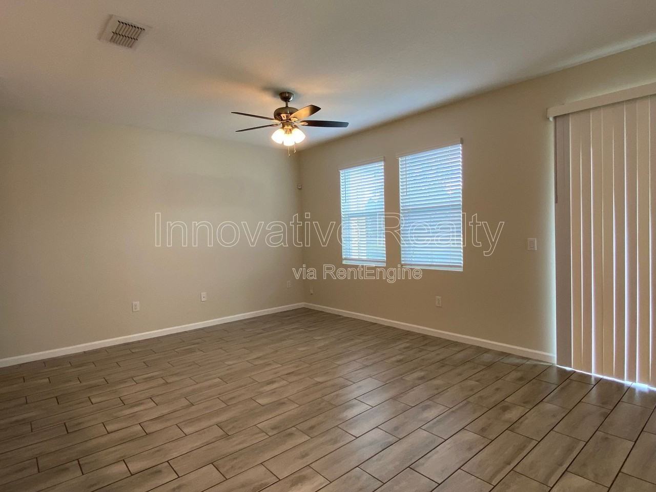 9348 Tecumseh Dr - Photo 7 of 30