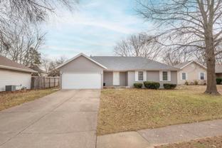 5626 S Stonegate Ave - Photo 1 of 1