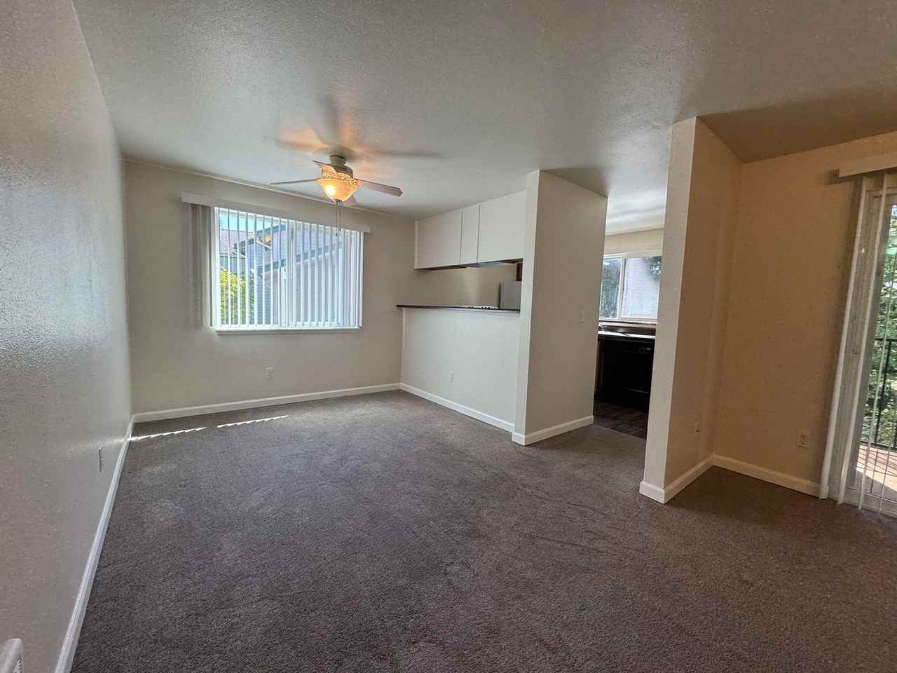 Weatherstone Apartments - Photo 4 of 32