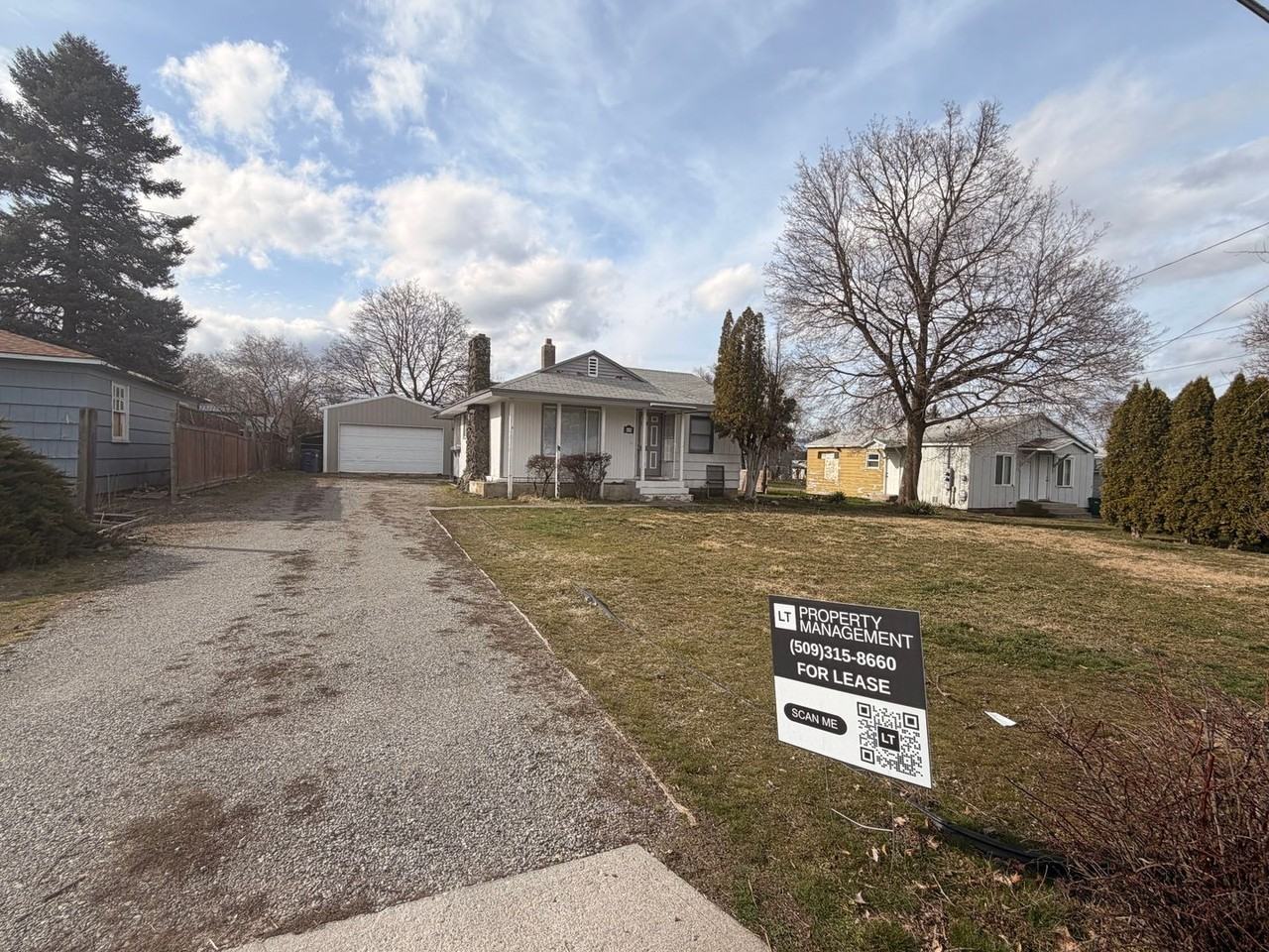 520 S Van Marter Rd - Photo 2 of 16