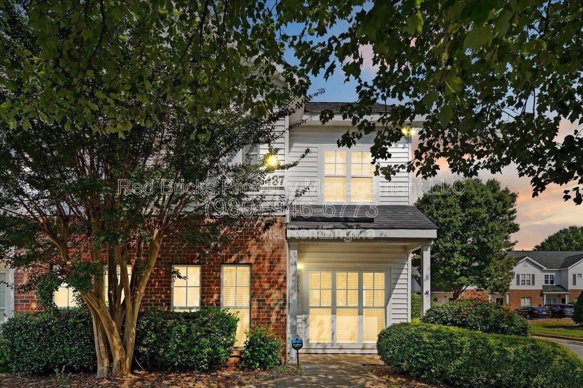 6443 Mallard View Ln - Photo 2 of 10
