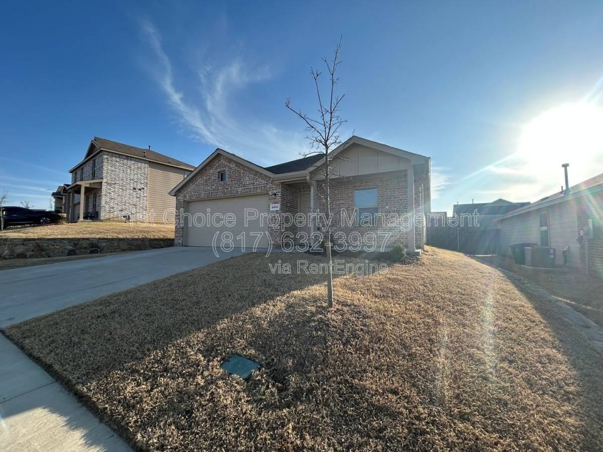8400 Fawn Creek Dr - Photo 2 of 10