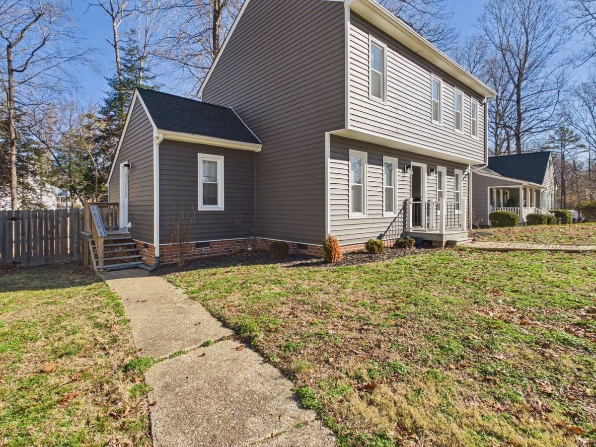 12024 Lockett Ridge Ave - Photo 3 of 10