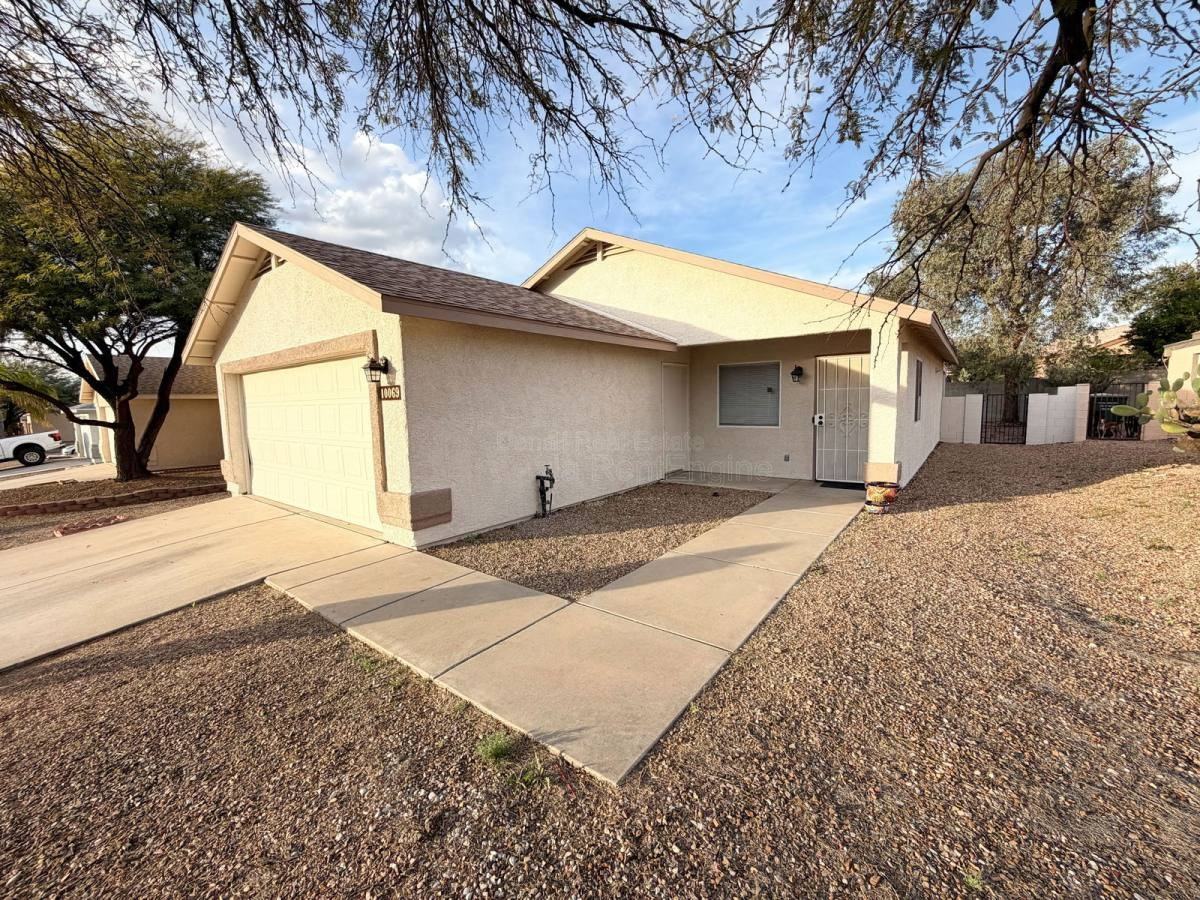 10069 E Paseo San Ardo - Photo 3 of 10