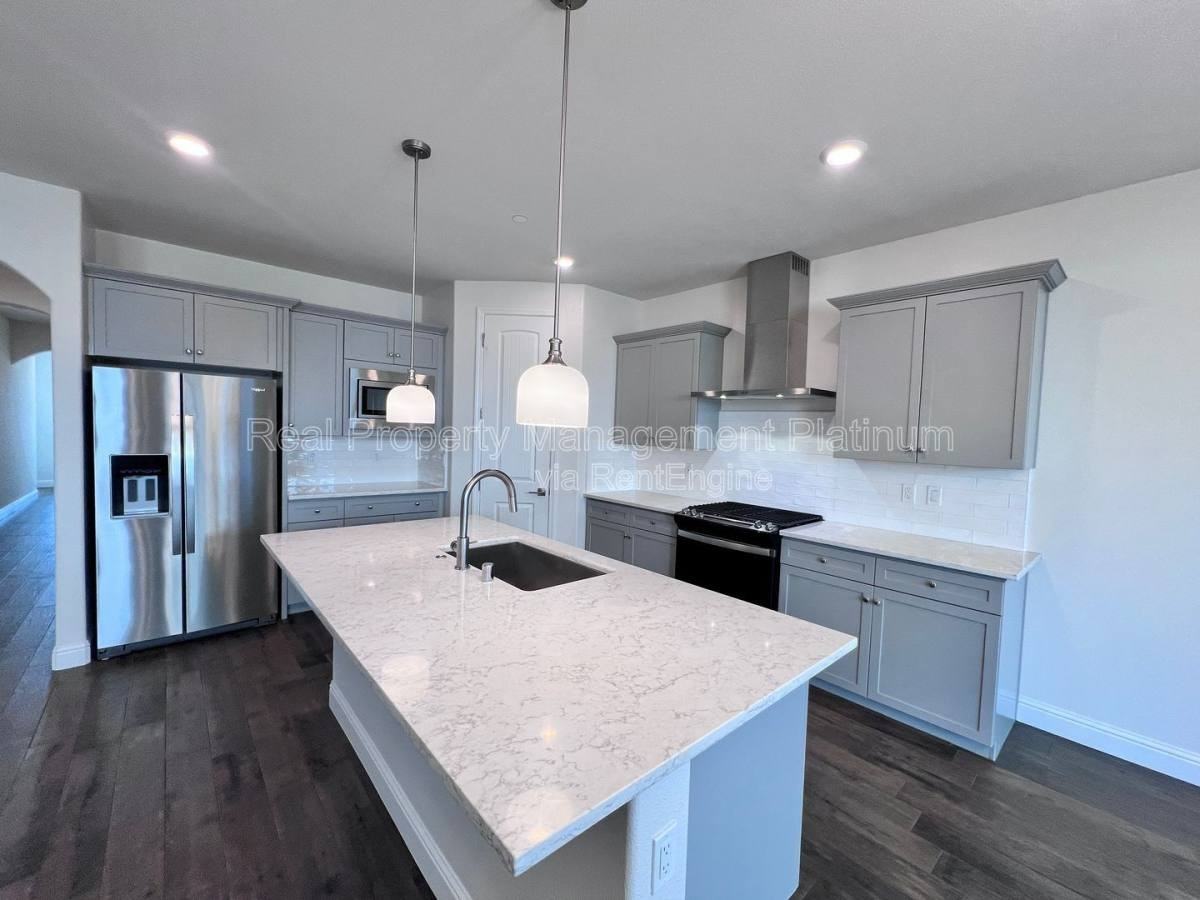 1436 E Via Albero Dr - Photo 3 of 10