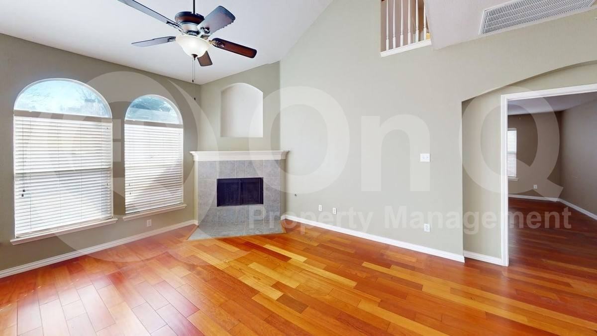 442 Spring Air Dr - Photo 6 of 10