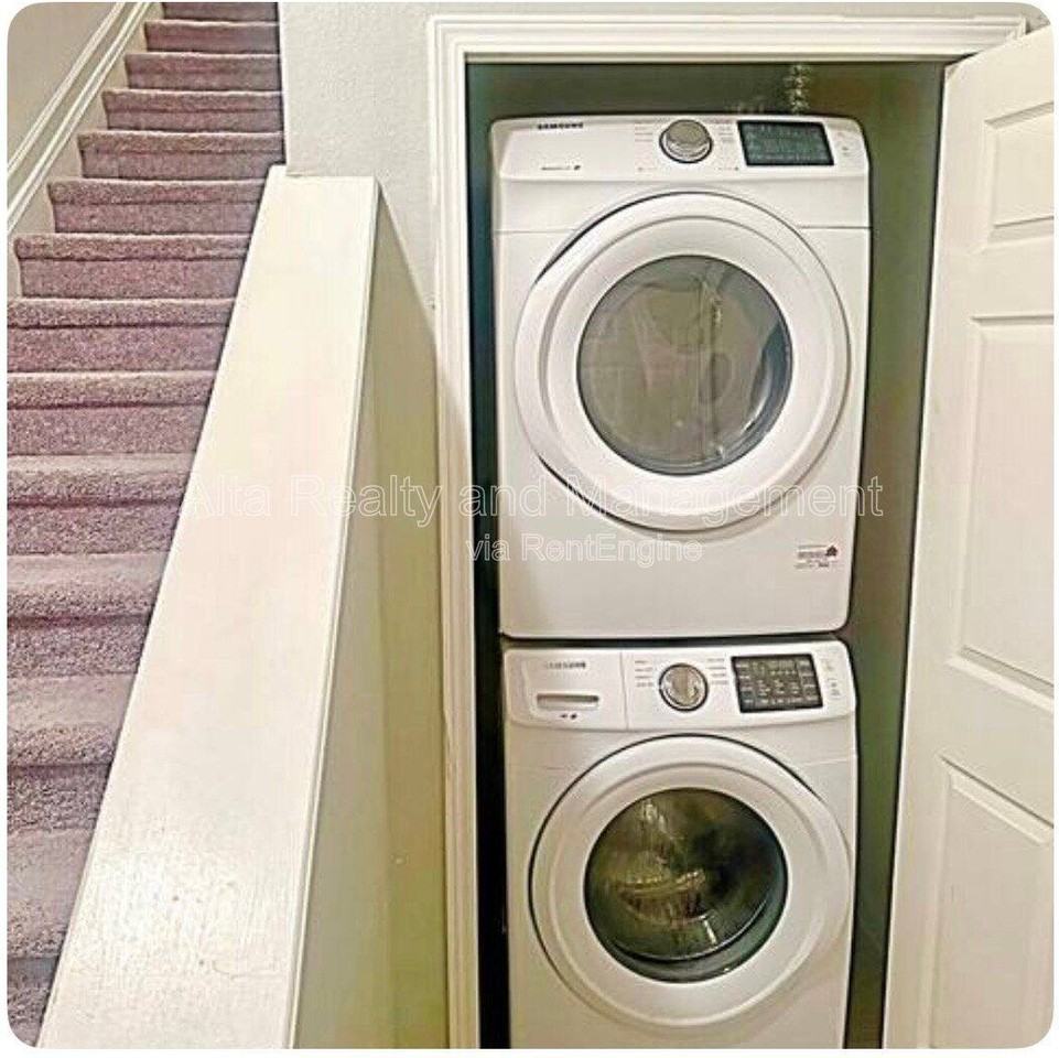 7071 Deer Lodge Cir #108 - Photo 6 of 10