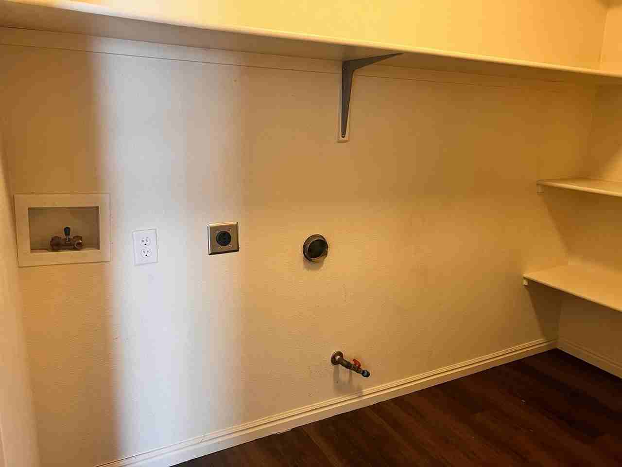 509 E Nichols Canyon Rd - Photo 6 of 25