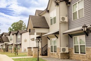 608 Hillcrest Pkwy #E104 - Photo 1 of 1