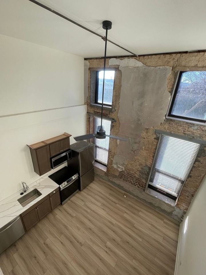 The Grandview Hotel - Photo 2 of 11