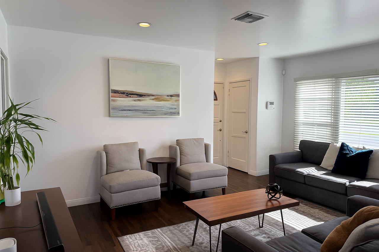 5152 Downey Ave - Photo 3 of 4