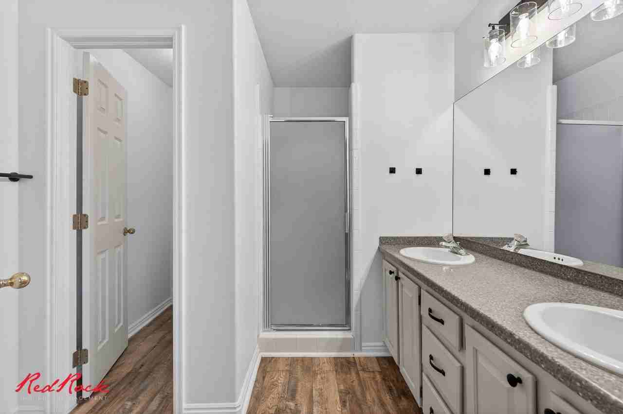 1015 S River Rd #29 - Photo 6 of 28