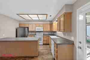 featured image of 1015 S River Rd #29